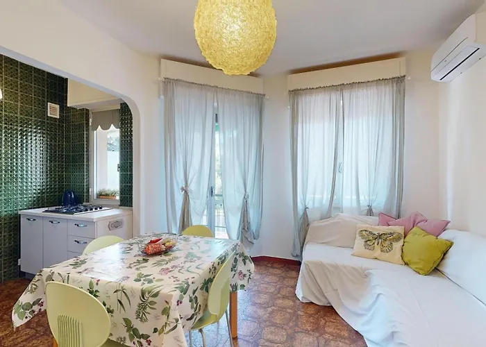 Hannalore - By Ligooria Appartamento Pietra Ligure
